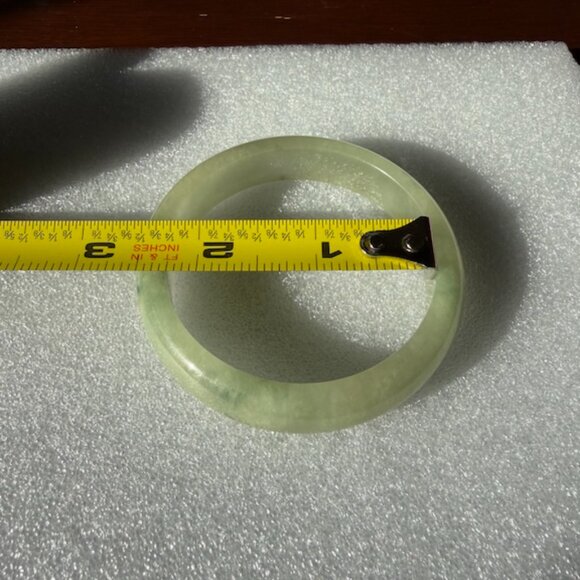 Jade Bangle Bracelet - Picture 4 of 4